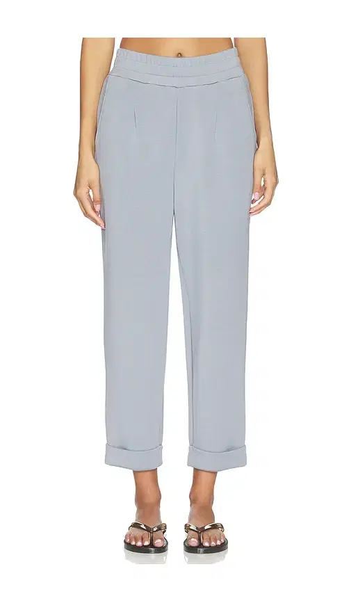The Rolled Cuff Pant