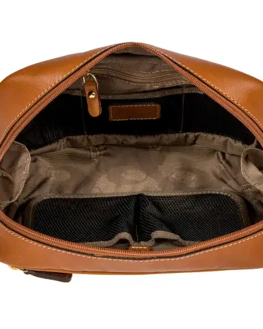 Bric's Life Pelle Travel Case | Thumbnail 3