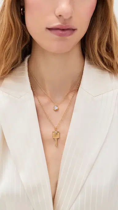 HART Bezel Charm Chain Necklace Gold One Size | Thumbnail 3