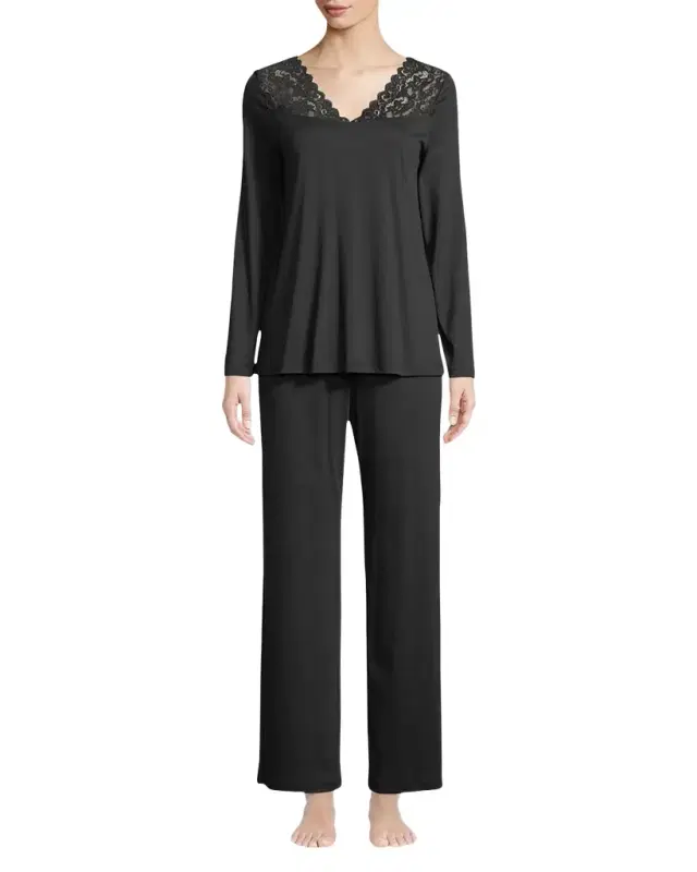 Hanro Moments Long Sleeve Pajama Set
