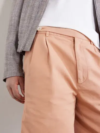 Brunello Cucinelli Straight-Leg Pleated Cotton Shorts - Men | Thumbnail 5