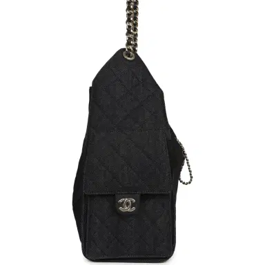 Chanel Chanel Medium 25 Hobo Bag Dark Denim Light Gold Hardware | Thumbnail 3 Chanel Chanel Medium 25 Hobo Bag Dark Denim Light Gold Hardware | Thumbnail 3
