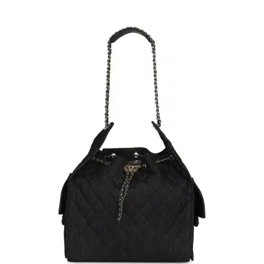 Chanel Chanel Medium 25 Hobo Bag Dark Denim Light Gold Hardware | Thumbnail 7 Chanel Chanel Medium 25 Hobo Bag Dark Denim Light Gold Hardware | Thumbnail 7