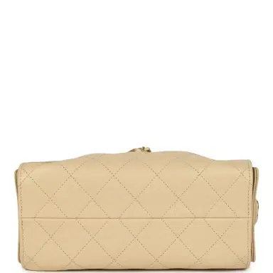 Chanel Chanel Mini 25 Hobo Bag Light Beige Caviar Antique Gold Hardware | Thumbnail 6 Chanel Chanel Mini 25 Hobo Bag Light Beige Caviar Antique Gold Hardware | Thumbnail 6