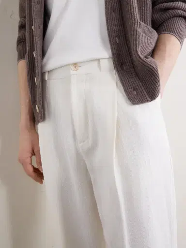 Brunello Cucinelli Straight-Leg Pleated Herringbone Cotton and Linen-Blend Trousers - Men | Thumbnail 5