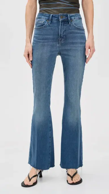 GOOD AMERICAN Good Petite Flare Jeans | Thumbnail 2 GOOD AMERICAN Good Petite Flare Jeans | Thumbnail 2