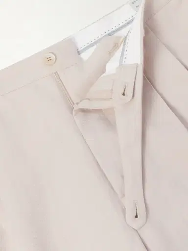 Brunello Cucinelli Wide-Leg Pleated Linen and Cotton-Blend Shorts - Men | Thumbnail 6 Brunello Cucinelli Wide-Leg Pleated Linen and Cotton-Blend Shorts - Men | Thumbnail 6