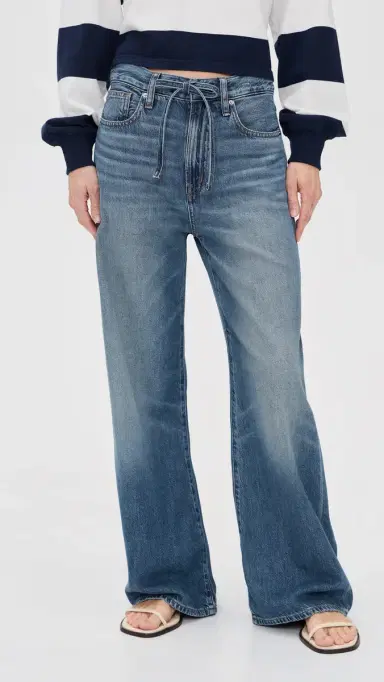Madewell The Petite Ultimate Wide-Leg Jean in Airy Denim Pickett Wash | Thumbnail 2 Madewell The Petite Ultimate Wide-Leg Jean in Airy Denim Pickett Wash | Thumbnail 2
