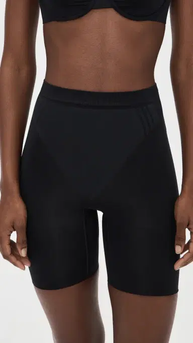Spanx SPANXsculpt GoFigure Mid Thigh Shorts Very Black M | Thumbnail 2 Spanx SPANXsculpt GoFigure Mid Thigh Shorts Very Black M | Thumbnail 2