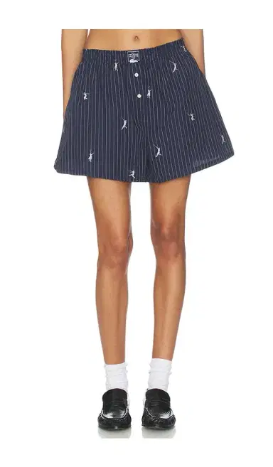 Lacoste Oversize Fit Jacquard Shorts | Thumbnail 1 Lacoste Oversize Fit Jacquard Shorts | Thumbnail 1