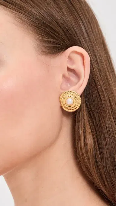 Galley Los Angeles Steph Earrings Gold/Pearl One Size | Thumbnail 3