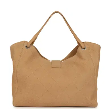 Chanel Chanel Maxi Shopping Bag Beige Grained Nubuck Calfskin Light Gold Hardware | Thumbnail 4 Chanel Chanel Maxi Shopping Bag Beige Grained Nubuck Calfskin Light Gold Hardware | Thumbnail 4