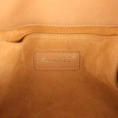 Chanel Chanel Maxi Shopping Bag Beige Grained Nubuck Calfskin Light Gold Hardware | Thumbnail 9 Chanel Chanel Maxi Shopping Bag Beige Grained Nubuck Calfskin Light Gold Hardware | Thumbnail 9