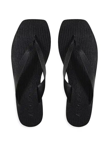 A Emery Women's Kinto Lizard-Embossed Sandals | Thumbnail 3 A Emery Women's Kinto Lizard-Embossed Sandals | Thumbnail 3