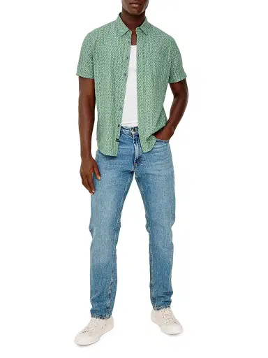 Rails Men's Carson Wavy Short-Sleeve Shirt - Wavy Batik Coast | Thumbnail 2 Rails Men's Carson Wavy Short-Sleeve Shirt - Wavy Batik Coast | Thumbnail 2