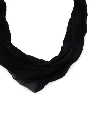 AMI PARIS Men's Crumpled Gavroche Scarf | Thumbnail 2 AMI PARIS Men's Crumpled Gavroche Scarf | Thumbnail 2