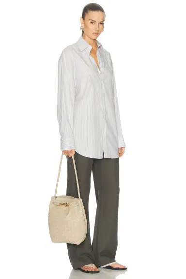 Bottega Veneta Small Andiamo Bucket Bag | Thumbnail 2