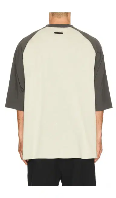 Fear of God Essentials Signature Baseball Tee | Thumbnail 2