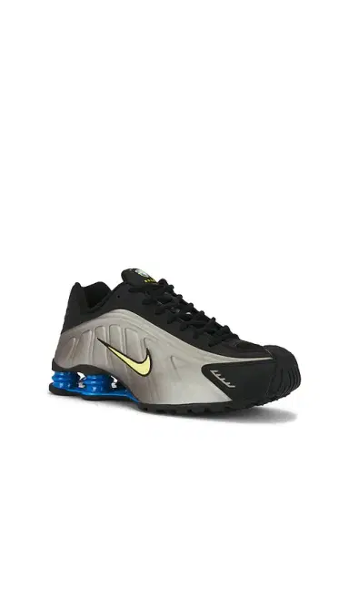 Nike Shox R4 WC World Cup Sneaker | Thumbnail 2 Nike Shox R4 WC World Cup Sneaker | Thumbnail 2