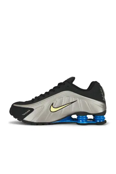 Nike Shox R4 WC World Cup Sneaker | Thumbnail 7 Nike Shox R4 WC World Cup Sneaker | Thumbnail 7