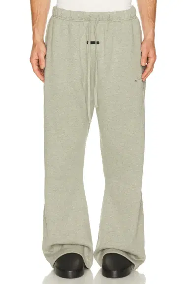 Fear of God Essentials Signature Flare Sweatpant | Thumbnail 3