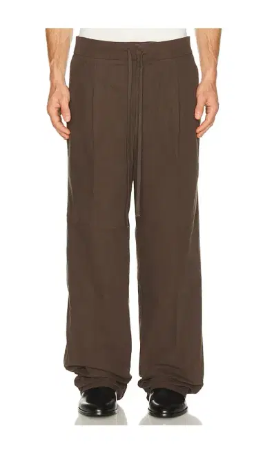 Fear of God ESSENTIALS Pleat Front Pant | Thumbnail 1