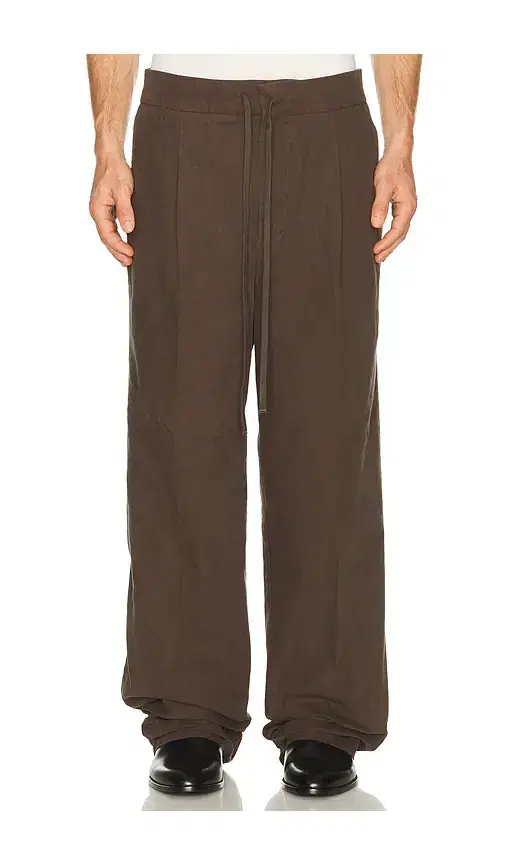 Pleat Front Pant
