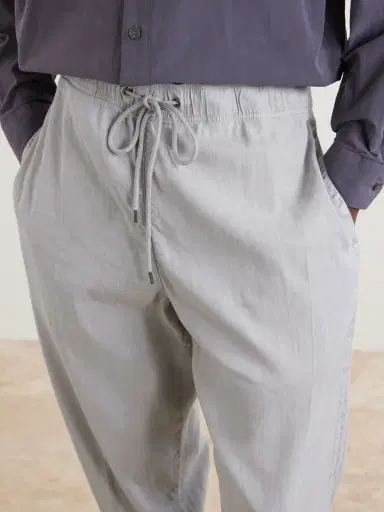 James Perse Straight-Leg Linen-Blend Canvas Drawstring Trousers - Men | Thumbnail 5