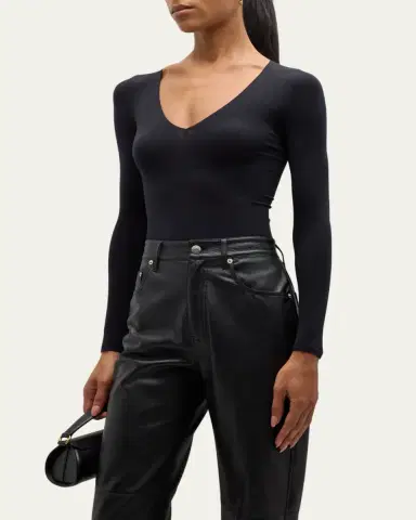 Commando Ballet Long-Sleeve V-Neck Microfiber Bodysuit | Thumbnail 4 Commando Ballet Long-Sleeve V-Neck Microfiber Bodysuit | Thumbnail 4