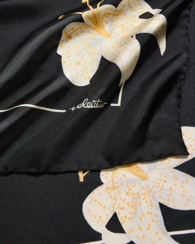 Valentino Garavani Apres L'Hiverlilium Silk Foulard Scarf | Thumbnail 4