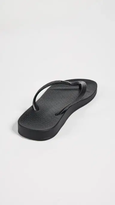 Ipanema Ana Flip Flops Black | Thumbnail 4