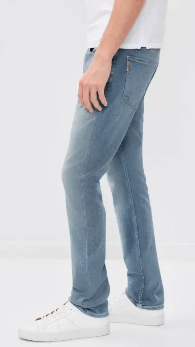 PAIGE Federal Transcend Slim Straight Jeans Judkins | Thumbnail 4