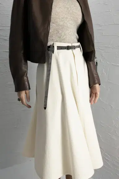 Brunello Cucinelli Creased A-Line Midi Skirt | Thumbnail 3