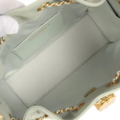 Chanel Chanel Mini 25 Hobo Bag Light Green Caviar Antique Gold Hardware | Thumbnail 8 Chanel Chanel Mini 25 Hobo Bag Light Green Caviar Antique Gold Hardware | Thumbnail 8