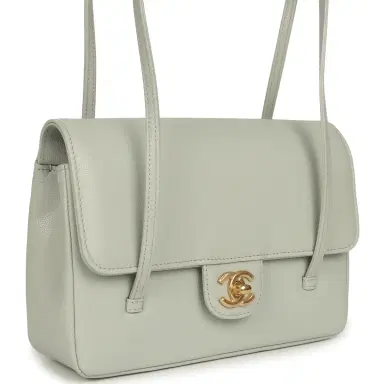 Chanel Chanel Small Preppy Coco Flap Bag Light Green Shiny Caviar Brushed Gold Hardware | Thumbnail 2 Chanel Chanel Small Preppy Coco Flap Bag Light Green Shiny Caviar Brushed Gold Hardware | Thumbnail 2