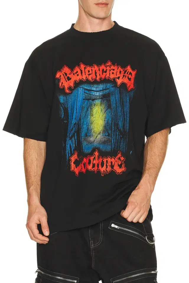 Medium Fit T-Shirt