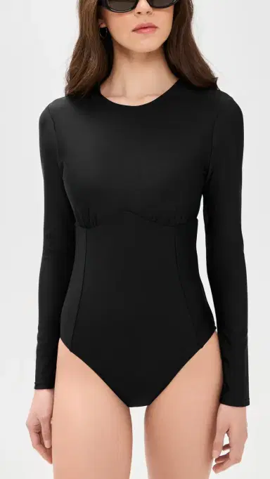L'AGENCE Solid ambert Rash Guard Black | Thumbnail 5