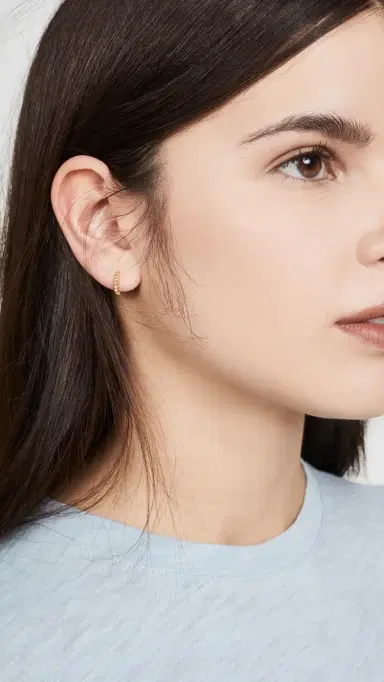 SHASHI Katerina Pebble Earrings Gold One Size | Thumbnail 3