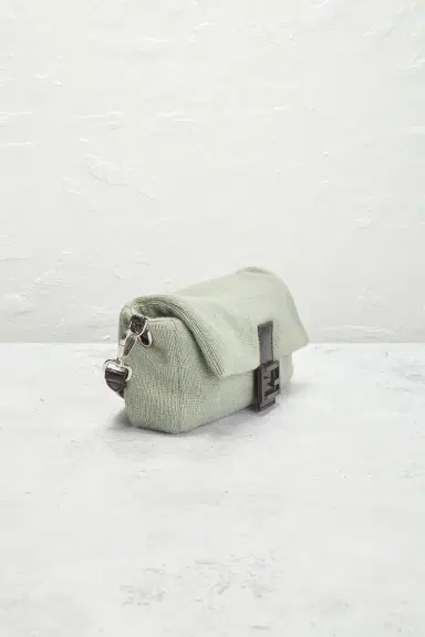 Fendi Cashmere Baguette Shoulder Bag | Thumbnail 4