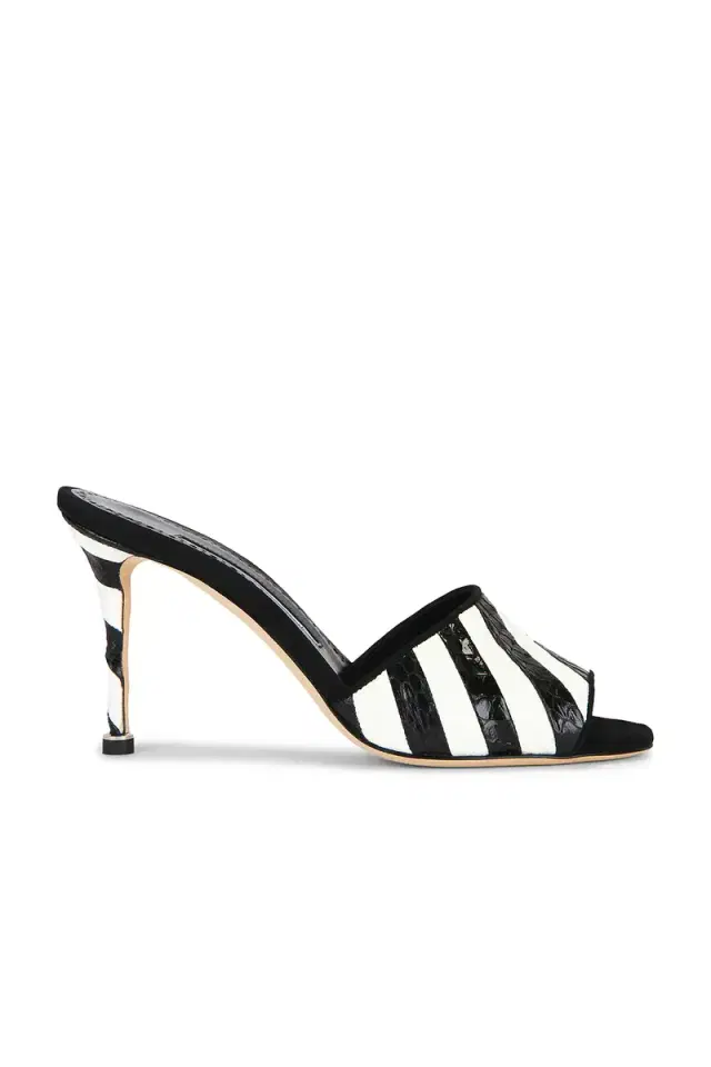 Manolo Blahnik Larache 90 Mule Sandal