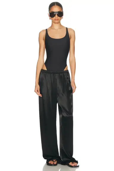 SKIMS Signature Swim Scoop Neck One Piece Swimsuit | Thumbnail 4 SKIMS Signature Swim Scoop Neck One Piece Swimsuit | Thumbnail 4
