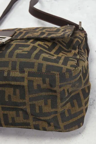 Fendi Zucca Mama Baguette Shoulder Bag | Thumbnail 10