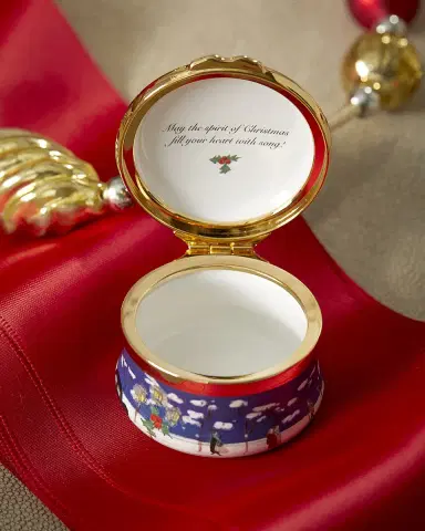 Halcyon Days 2024 Annual Holiday Enamel Box | Thumbnail 2