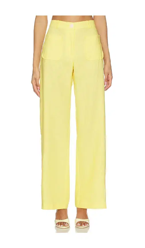 Pleated Barrel Button Pocket Pant