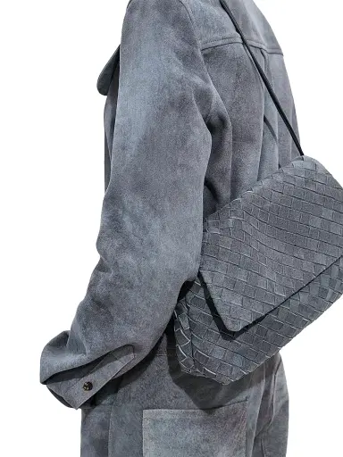 Bottega Veneta Women's Giorno Intrecciato Suede Pouch - Cloudy Indigo | Thumbnail 2