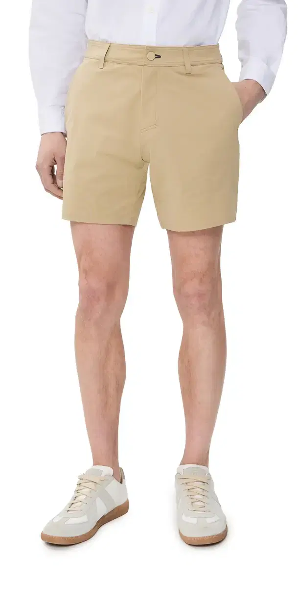 Commuter Flyweight Shorts 7 Light Khaki 38