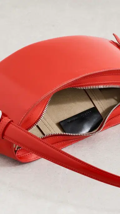 Coperni Ergonomic Shoulder Bag Red One Size | Thumbnail 6