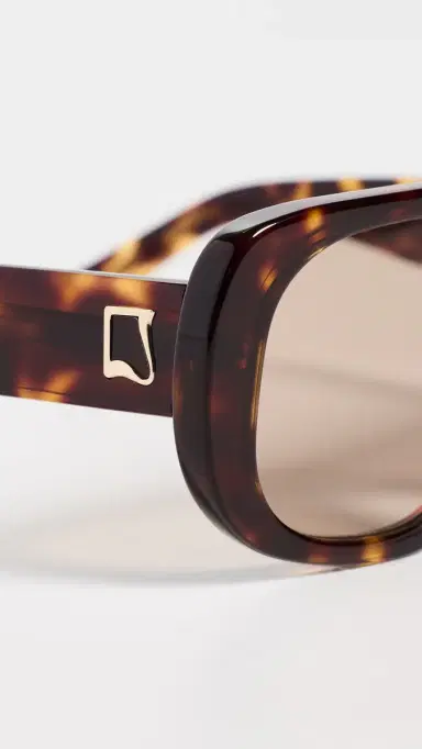 Luv Lou The Dionne Sunglasses Crystal Tort One Size | Thumbnail 5 Luv Lou The Dionne Sunglasses Crystal Tort One Size | Thumbnail 5