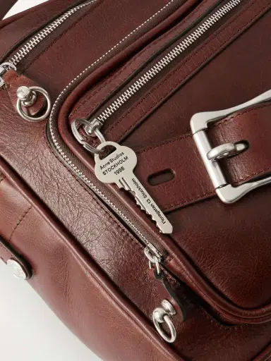Acne Studios Camero Camera Leather Shoulder Bag | Thumbnail 5 Acne Studios Camero Camera Leather Shoulder Bag | Thumbnail 5
