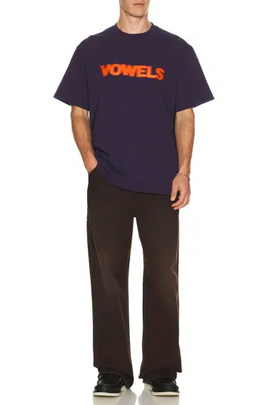 vowels Blur Tee | Thumbnail 3